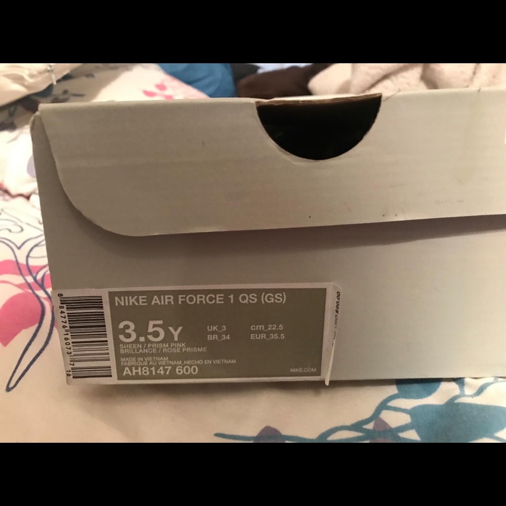 Air Force 1 Sneakers - Picture 5 of 5